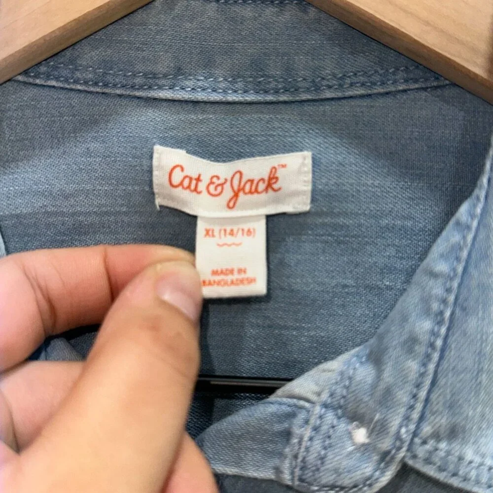 3/$30 Cat & Jack‎ Girls Light Denim Button-Down Shirt XL (14/16) Long Sleeve